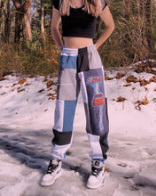 Load image into Gallery viewer, (S/M) Vintage Budlight Racing Joggers
