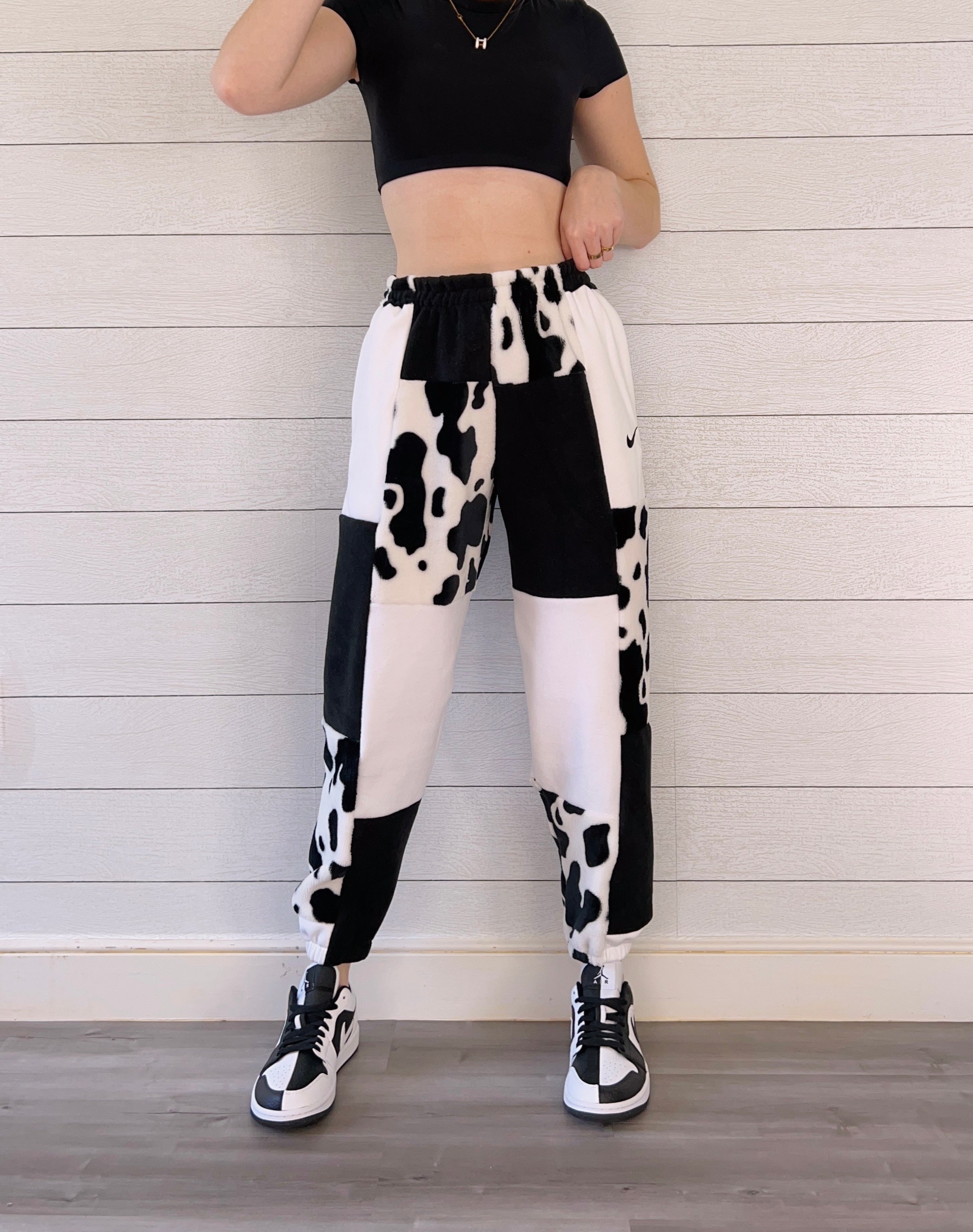 (S/M) Diamond Cow 1/1 Joggers +pockets