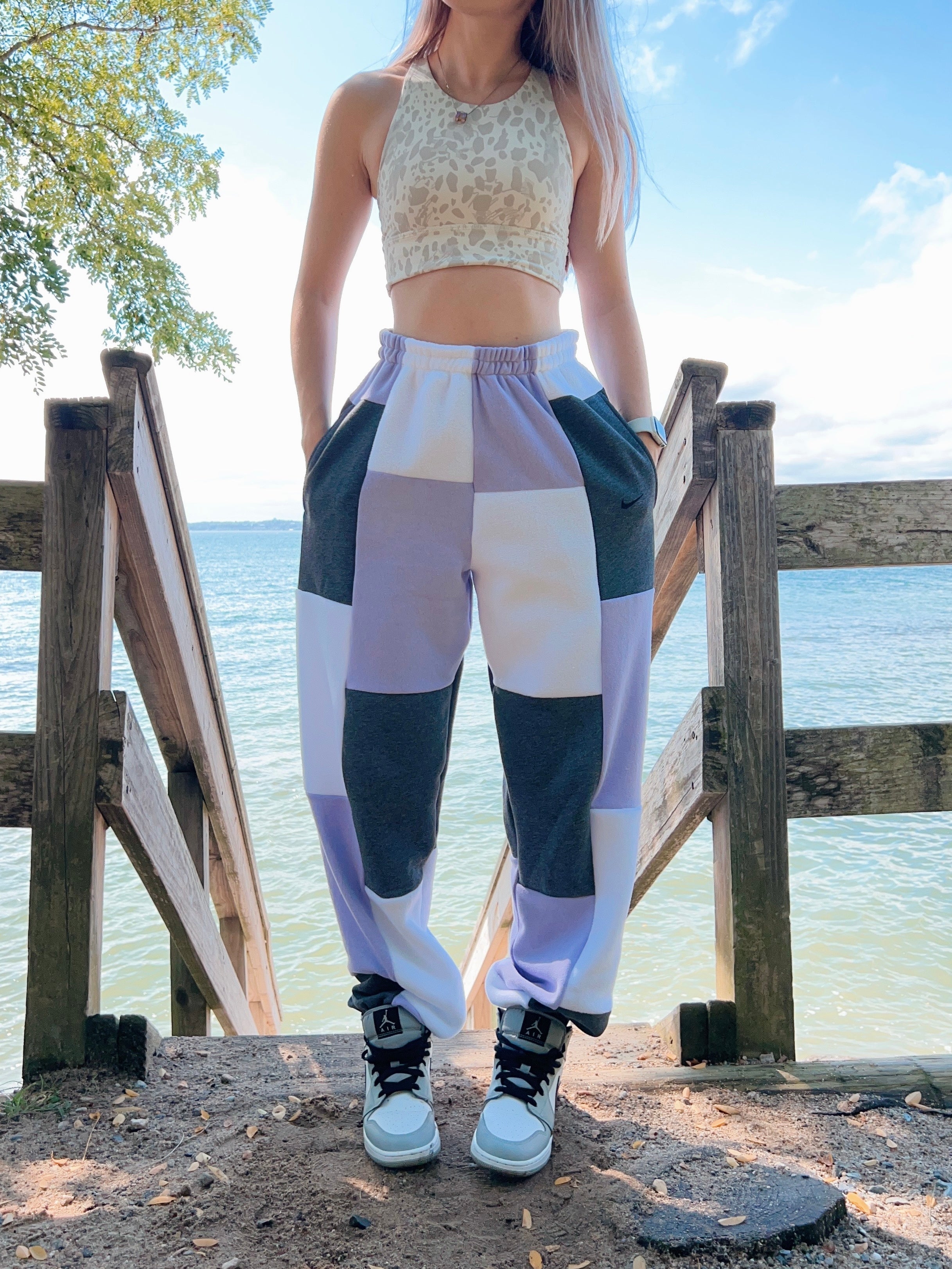 (M/L) Purple Cloud 1/1 Joggers with pockets