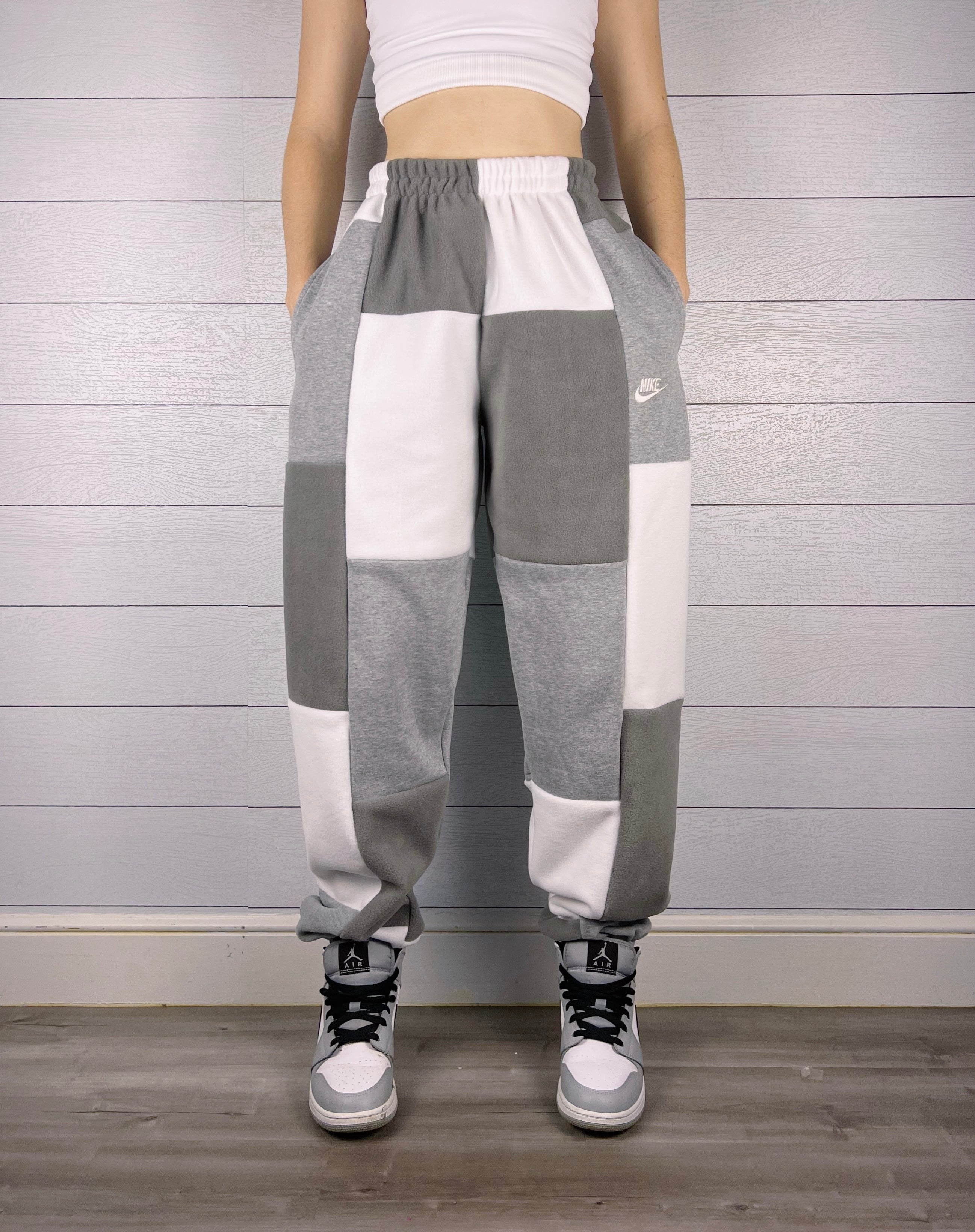 (M/L) Ash Grey 1/1 Joggers +pockets
