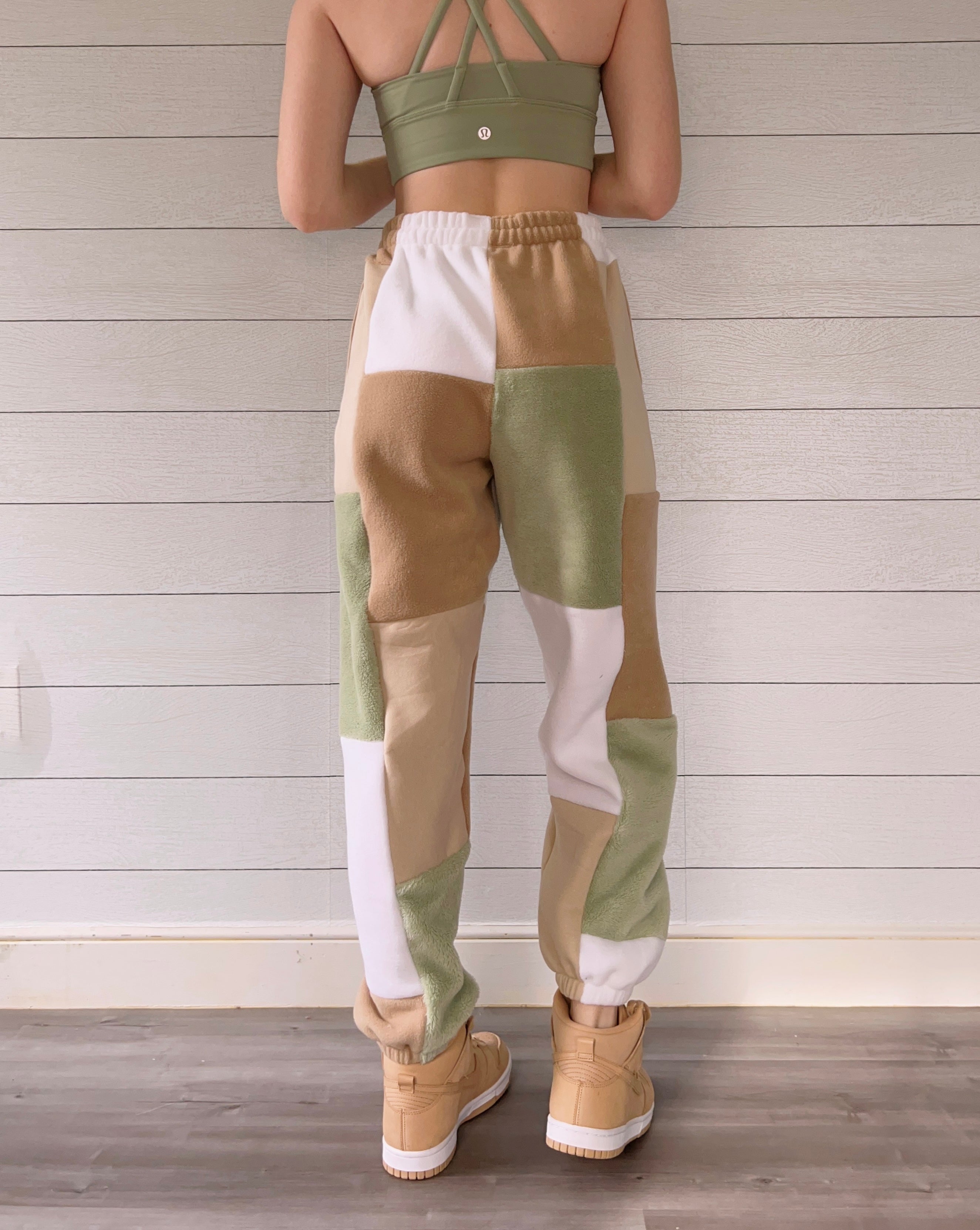 (S/M) Rustic Sage 1/1 Joggers +pockets