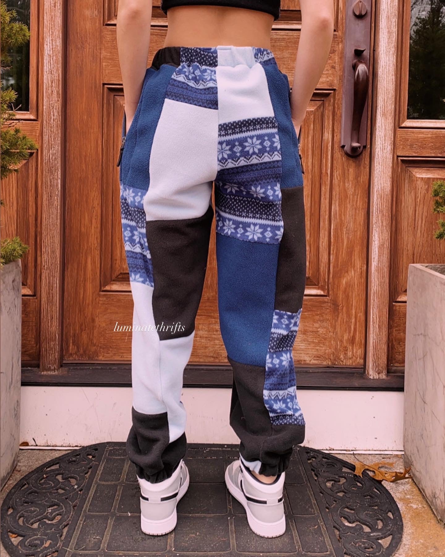 (S/M) Diamond Snowflake Reworked Joggers