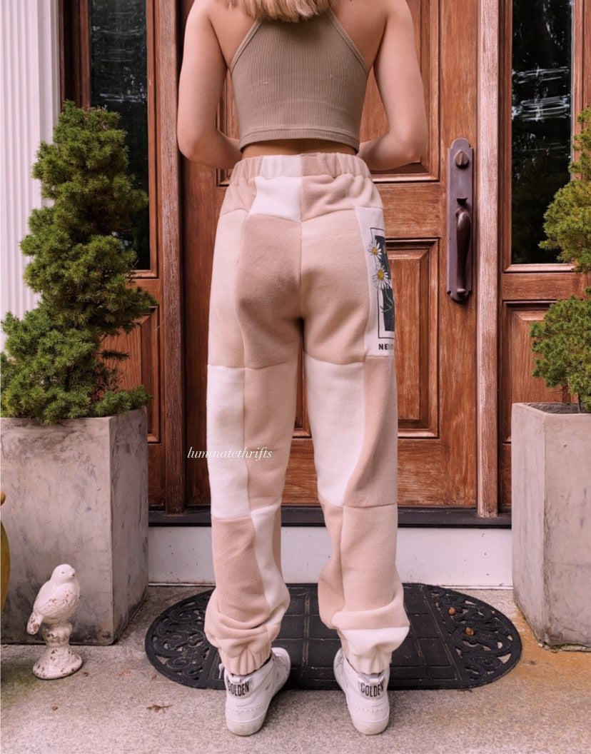 (XS-M) Dusty Daisy Reworked Joggers