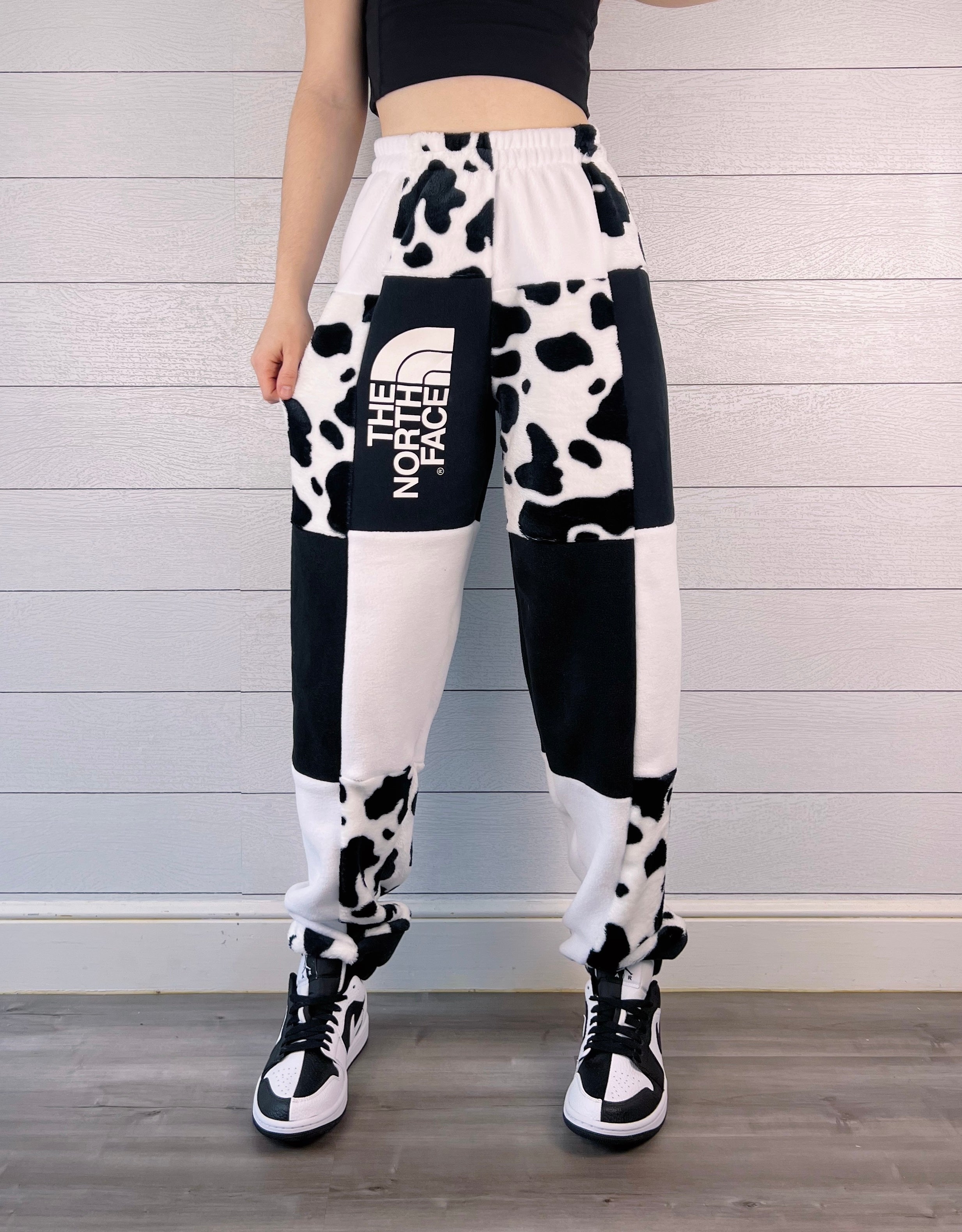 (S/M) Diamond Cow 1/1 Joggers