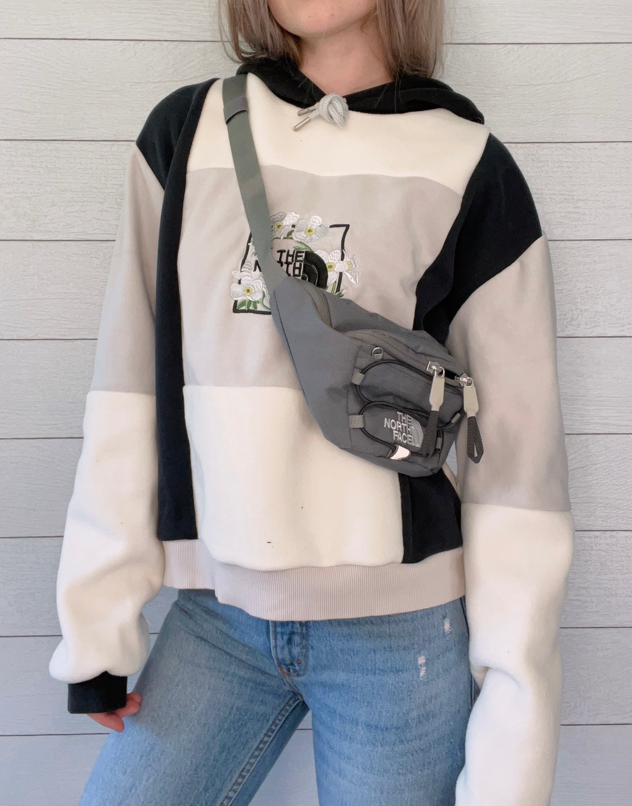 (L/XL) Diamond Floral 1/1 Hoodie