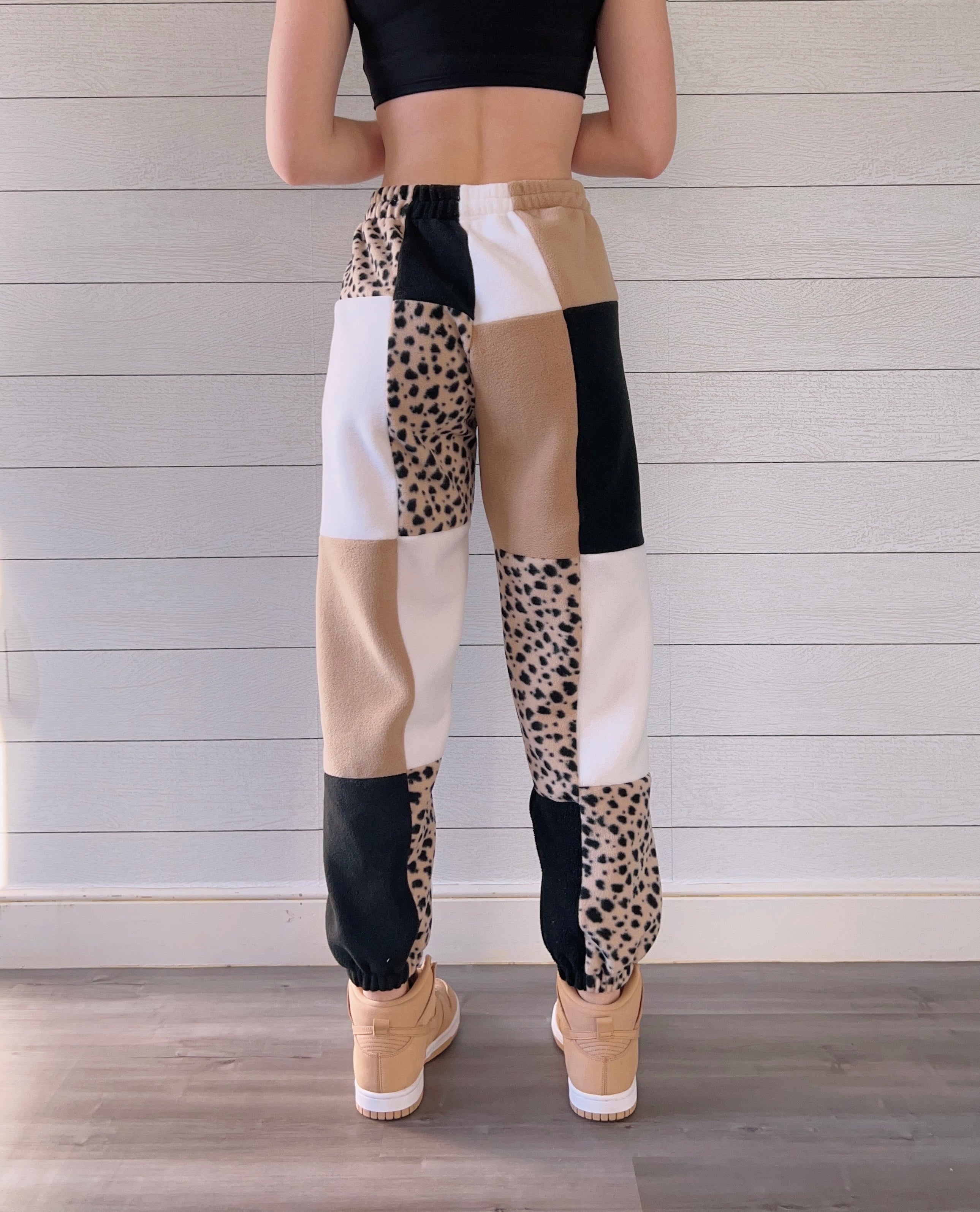 (XS/S) Rustic Dots 1/1 Joggers