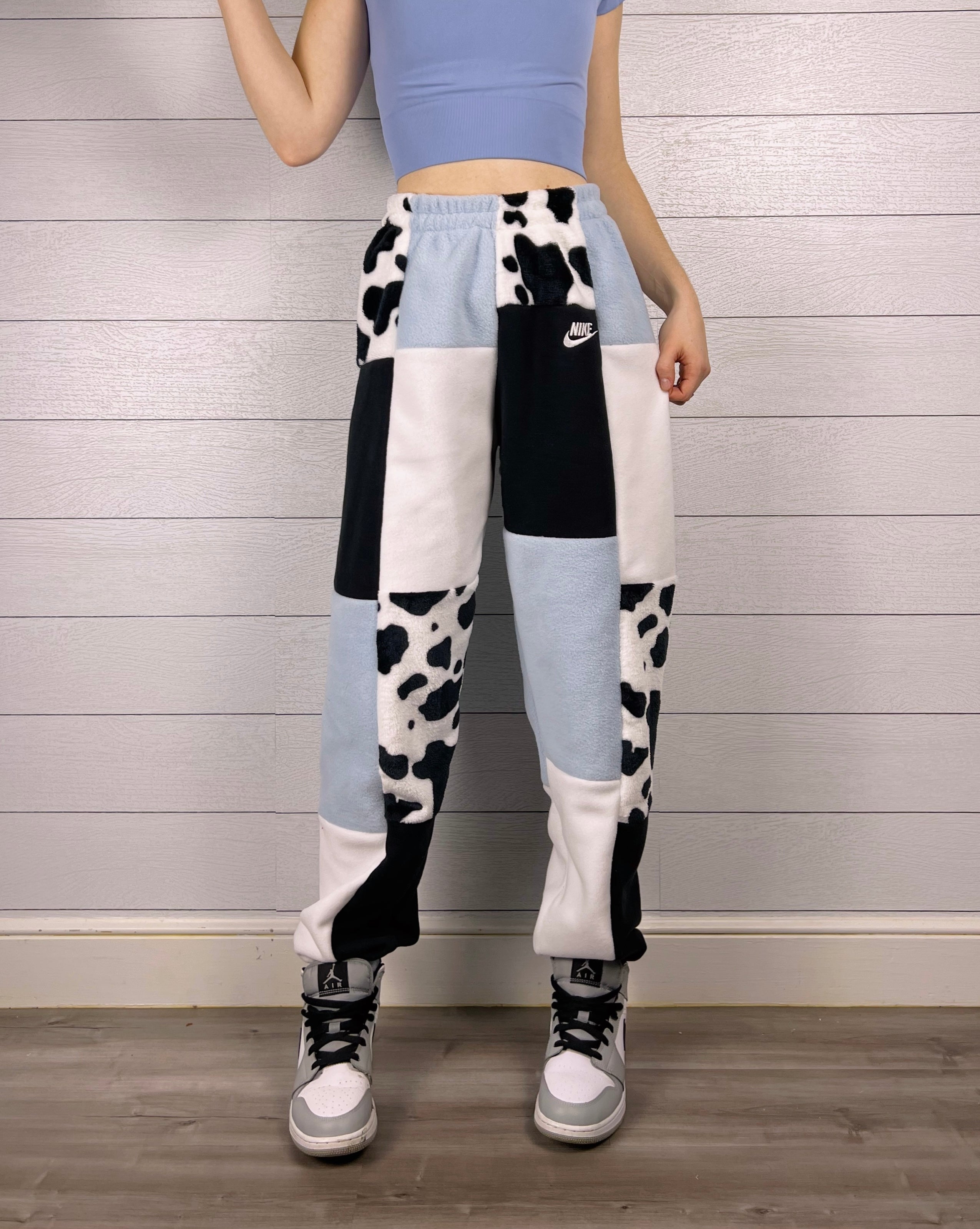 (S/M) Baby Blue Cow 1/1 Joggers