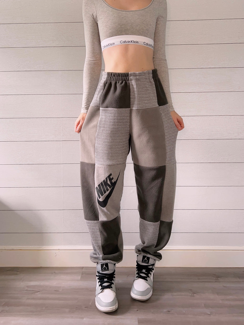(M/L) Ash Sweater 1/1 Joggers