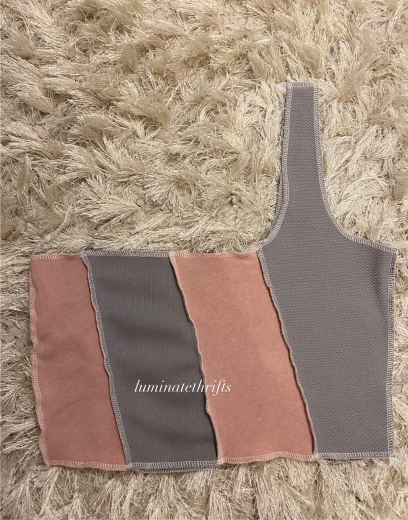 (XS/S) Reworked Smokey Pink Open Hem Shoulder Tank