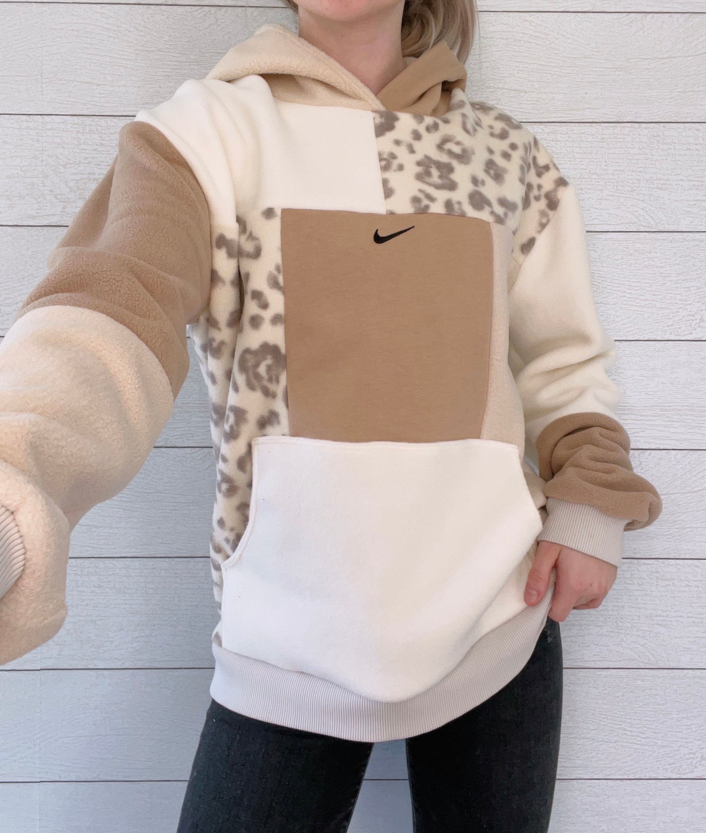 (M/L) Neutral Leopard 1/1 Hoodie